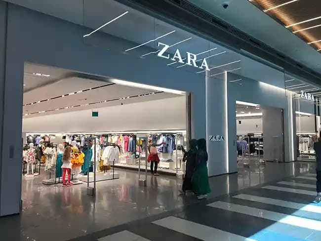 İstmarina Zara Mağazası İstanbul Kartal'da Moda Tutkunlarının Favori Adresi