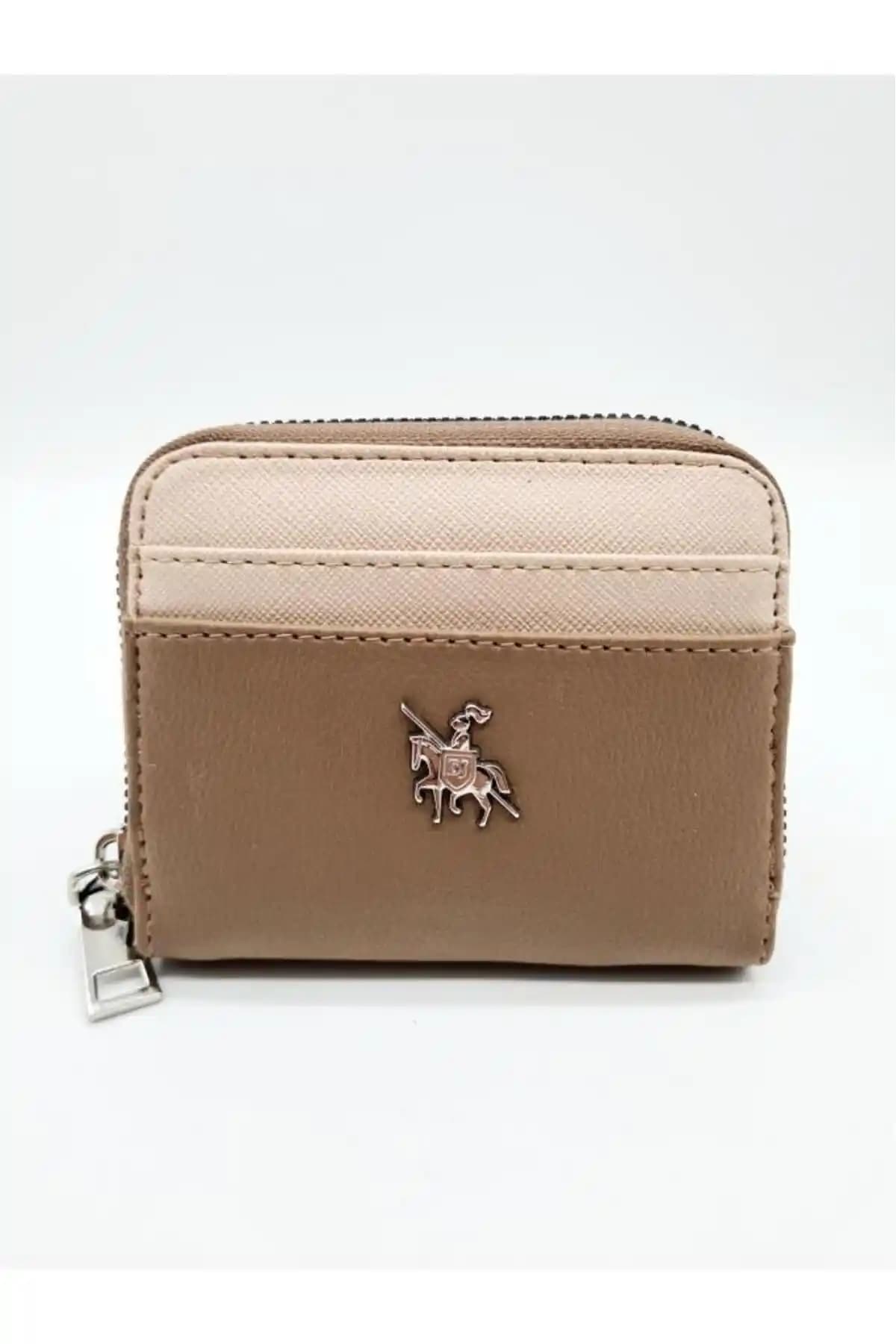 Kadın Küçük Cüzdanlar: Şıklık ve Fonksiyonelliğin Modern Tasarımları