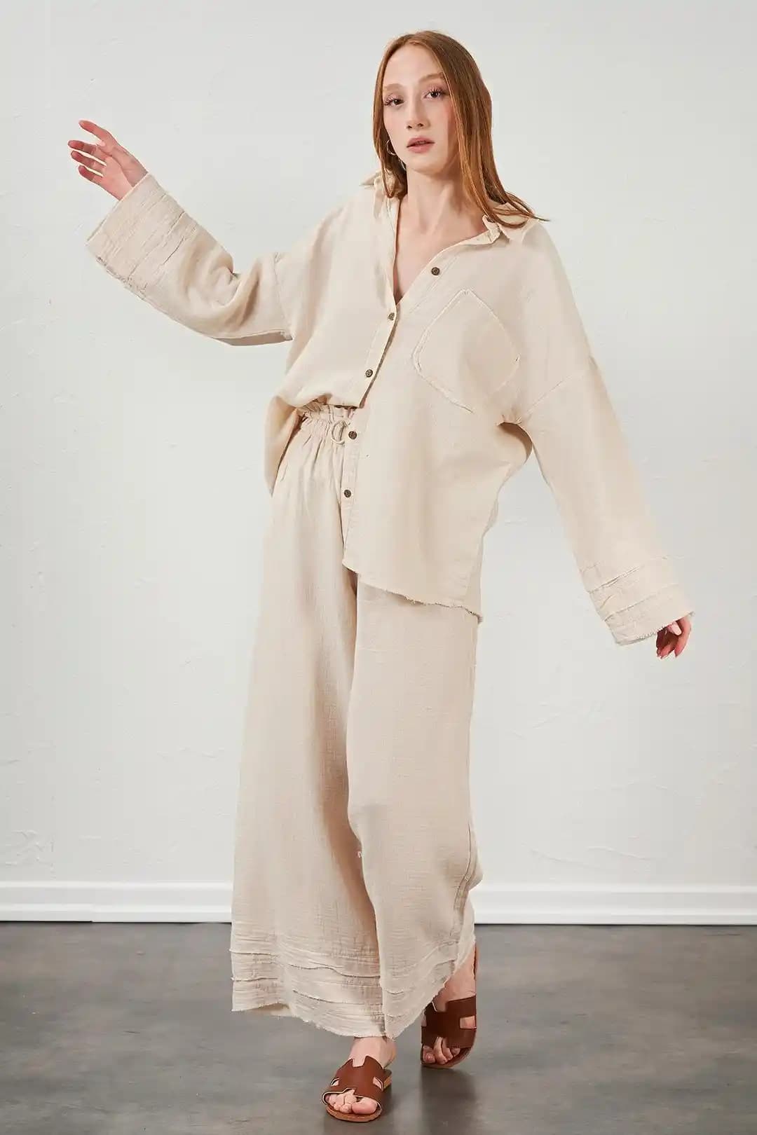 Kadın Müslin Takımlar: Şıklık ve Rahatlığın Birlikte Sunulduğu Modern Moda Seçenekleri