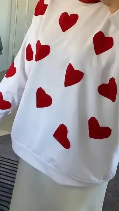 Kalpli Sweat Trendleri ve Kombinasyon Önerileriyle Günlük Şıklığa Enerji Katın
