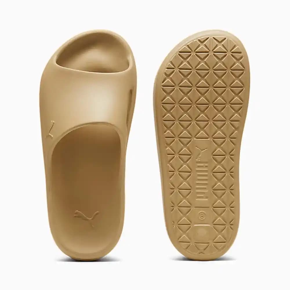 Kedi Temalı Terlikler: Rahatlık ve Şıklığı Bir Arada Sunan Ev Giyim Ürünleri