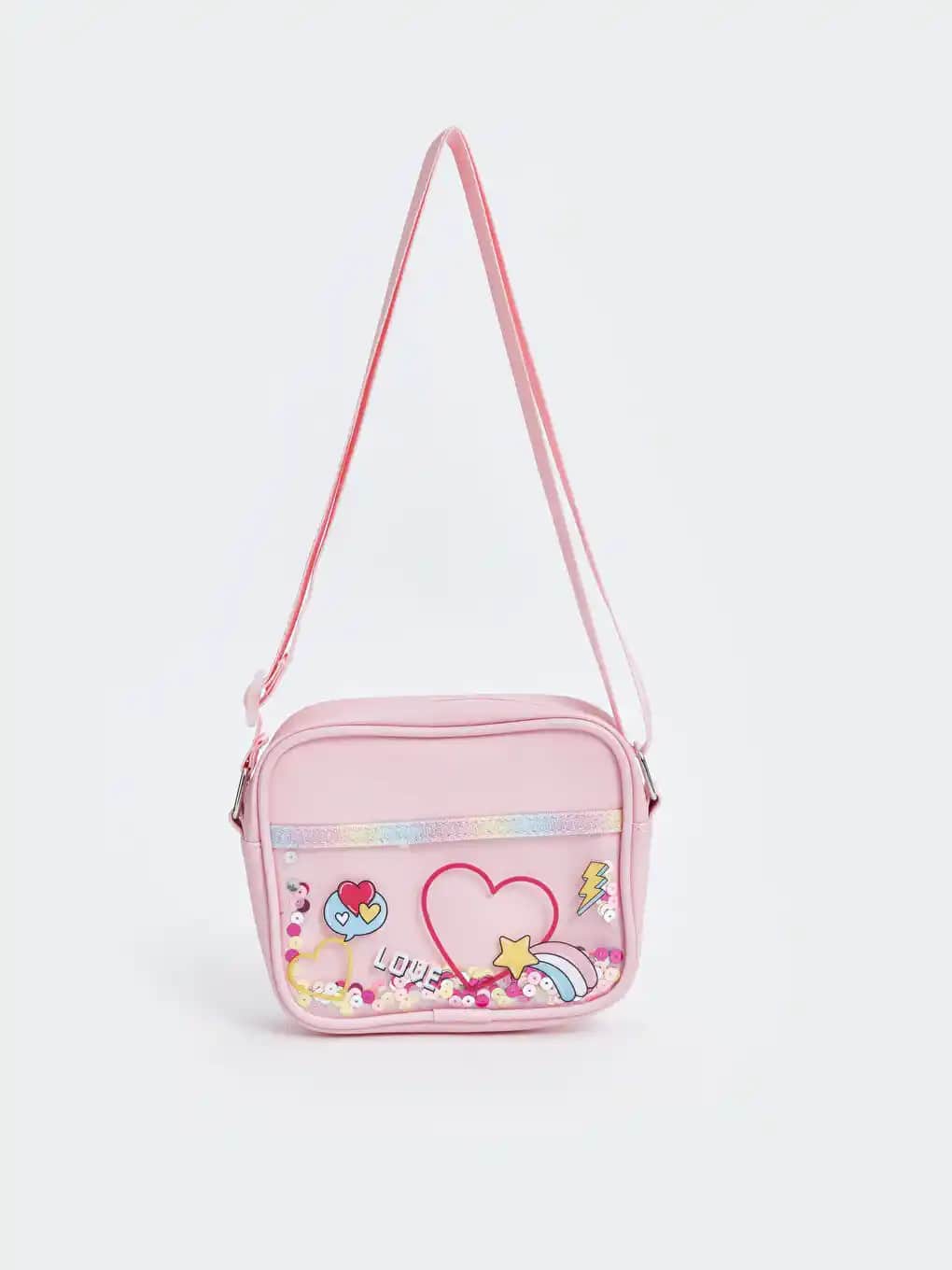 Kız Çocuk Omuz Çantaları: Günlük Kullanım ve Moda Trendleri Hakkında Detaylı Rehber