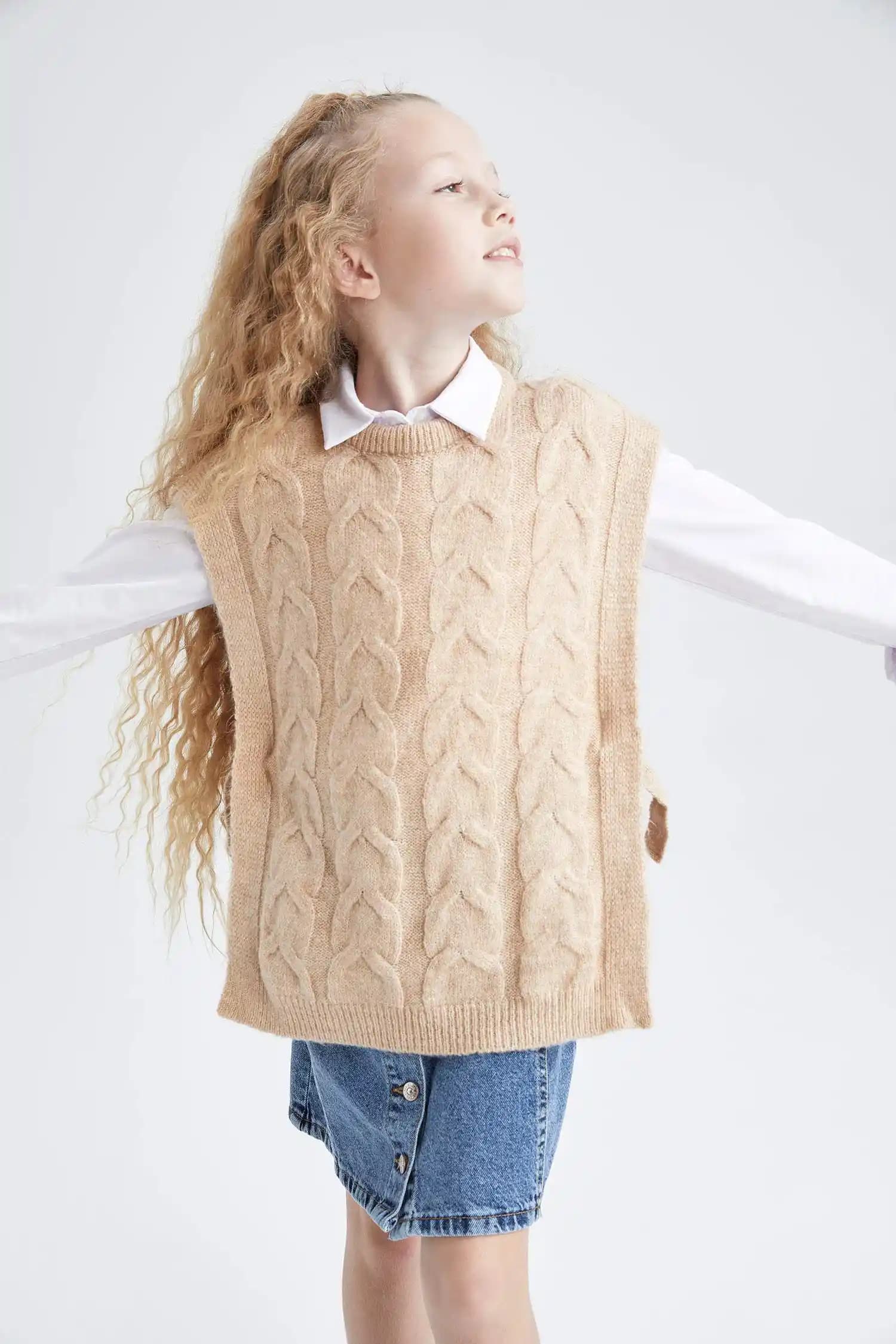 Kız Süveterleri: Moda ve Konforun Bir Arada Olduğu Güncel Trendler ve Stil İpuçları