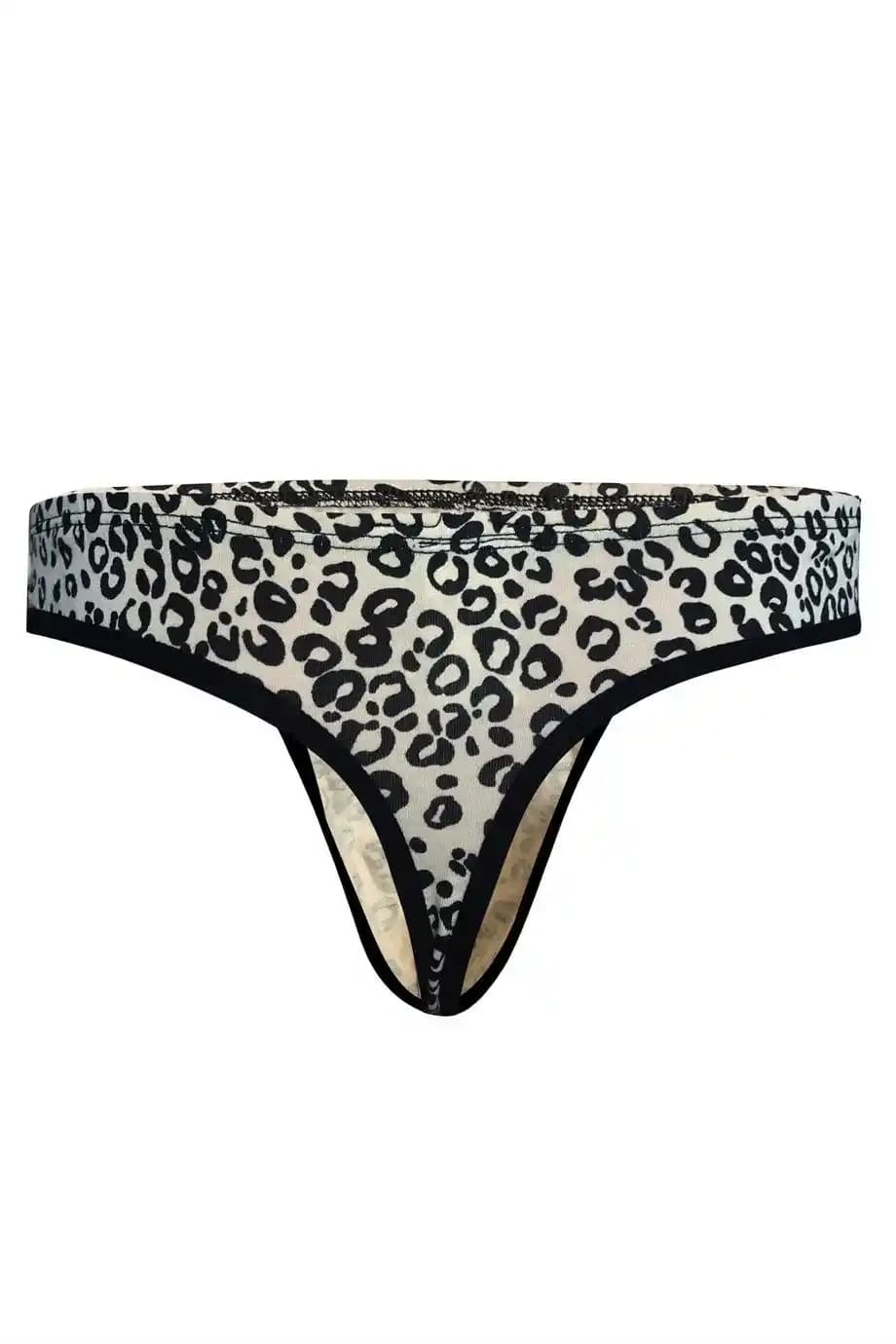 Leopar Desenli Tanga ile Şıklık ve Rahatlığı Bir Arada Yakalayın