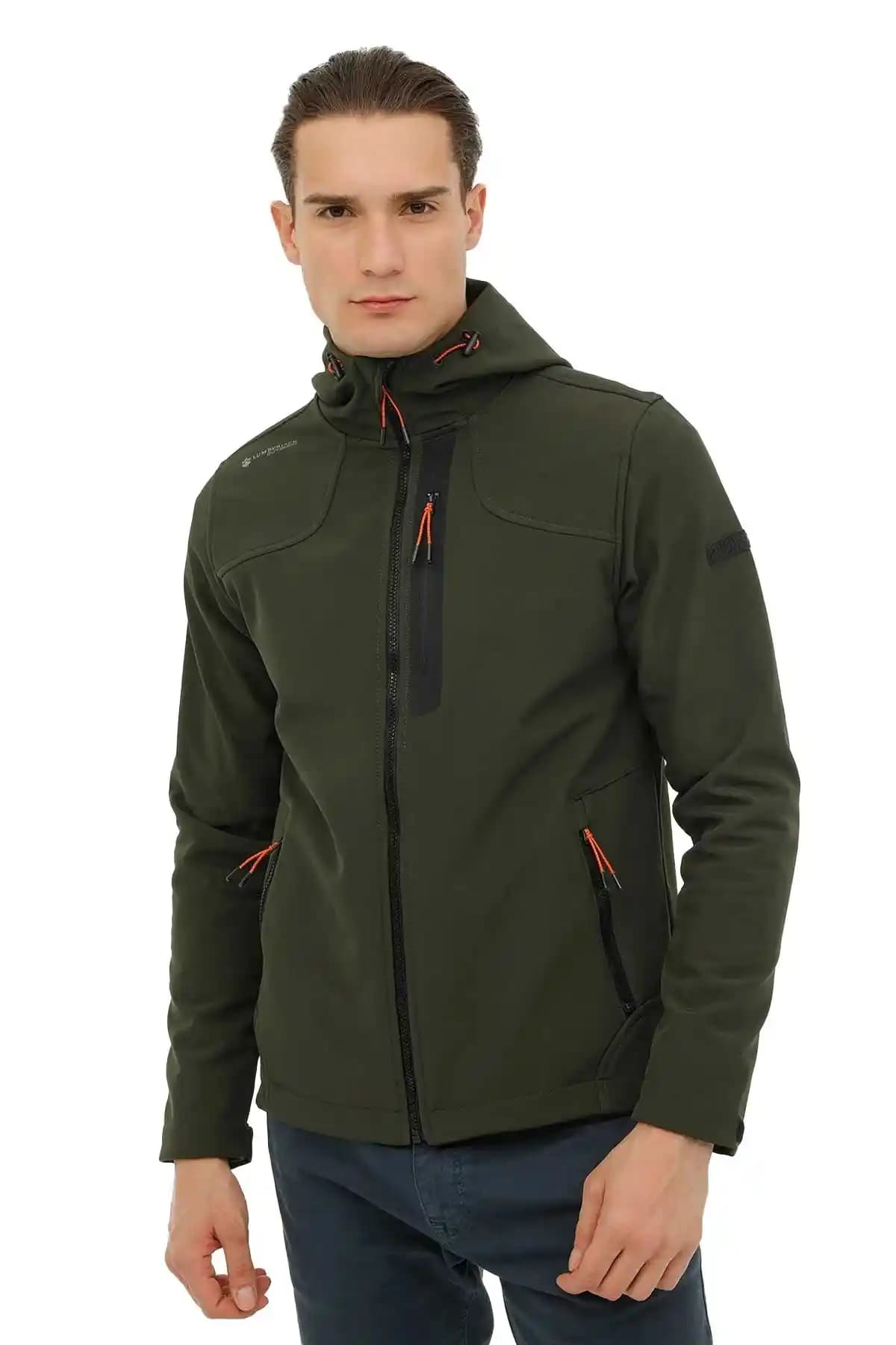 Lumberjack Softshell Erkek Giyim: Dayanıklı ve Şık Outdoor ve Şehir Kıyafetleri