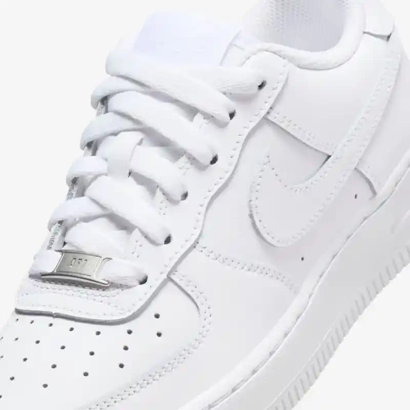 Nike Air Force 1 LE: Sınırlı Üretim, Şık ve Konforlu Spor Ayakkabı Modelleri