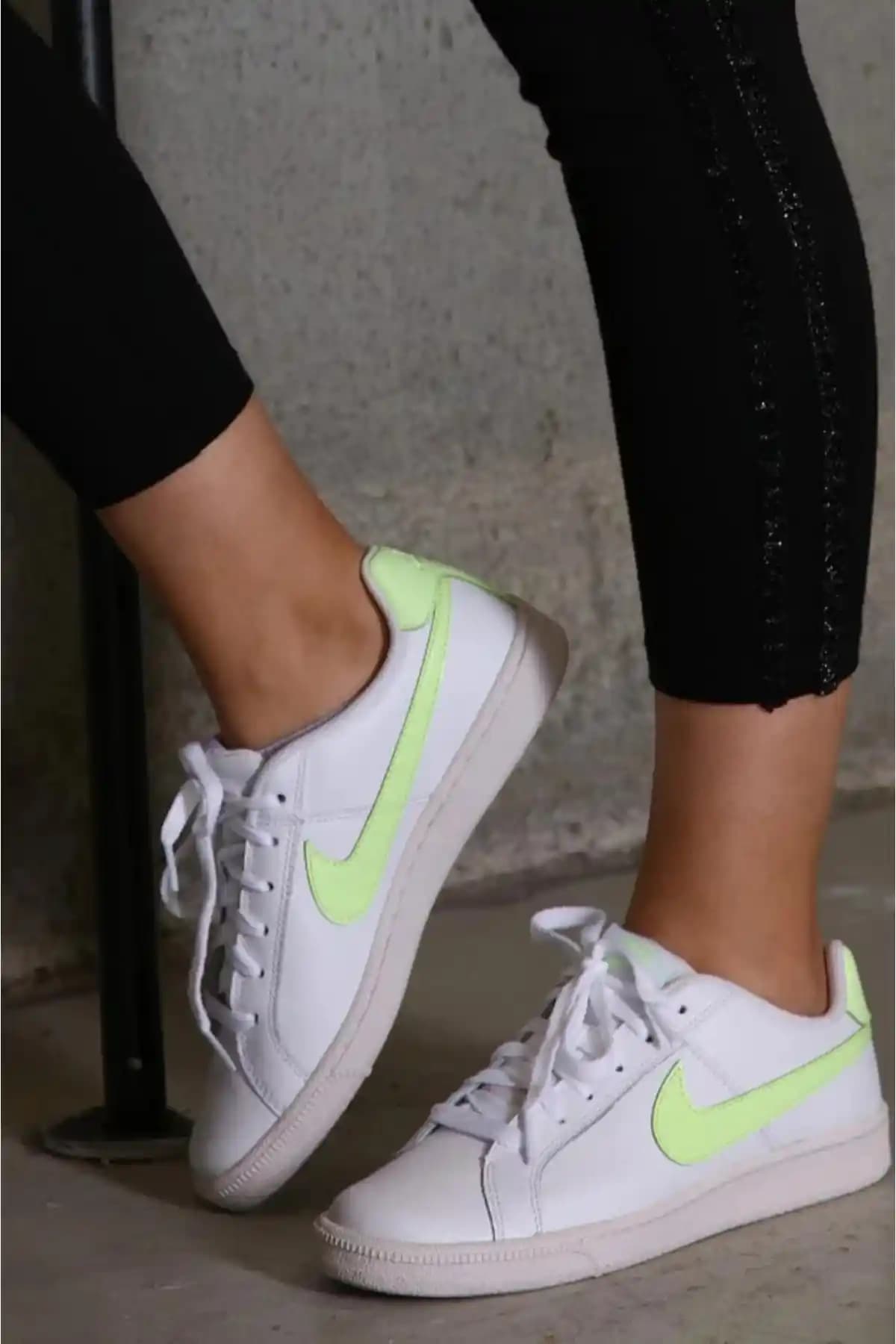 Nike Deri Ayakkabılar: Şıklık ve Konforu Bir Arada Sunan Modern Tasarımlar