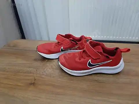 Nike Yazlık Ayakkabılar: Konfor ve Şıklığı Bir Arada Sunan Modeller ve Seçim Rehberi