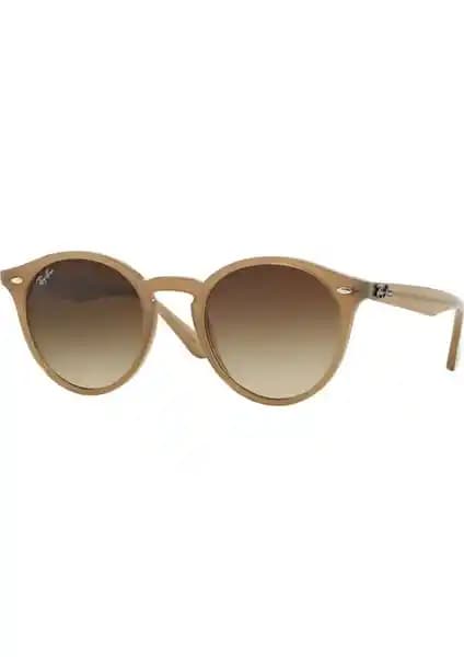Ray-Ban Rb 2180 Unisex Güneş Gözlüğü Şıklık ve Koruma Sunan Modern Tasarım