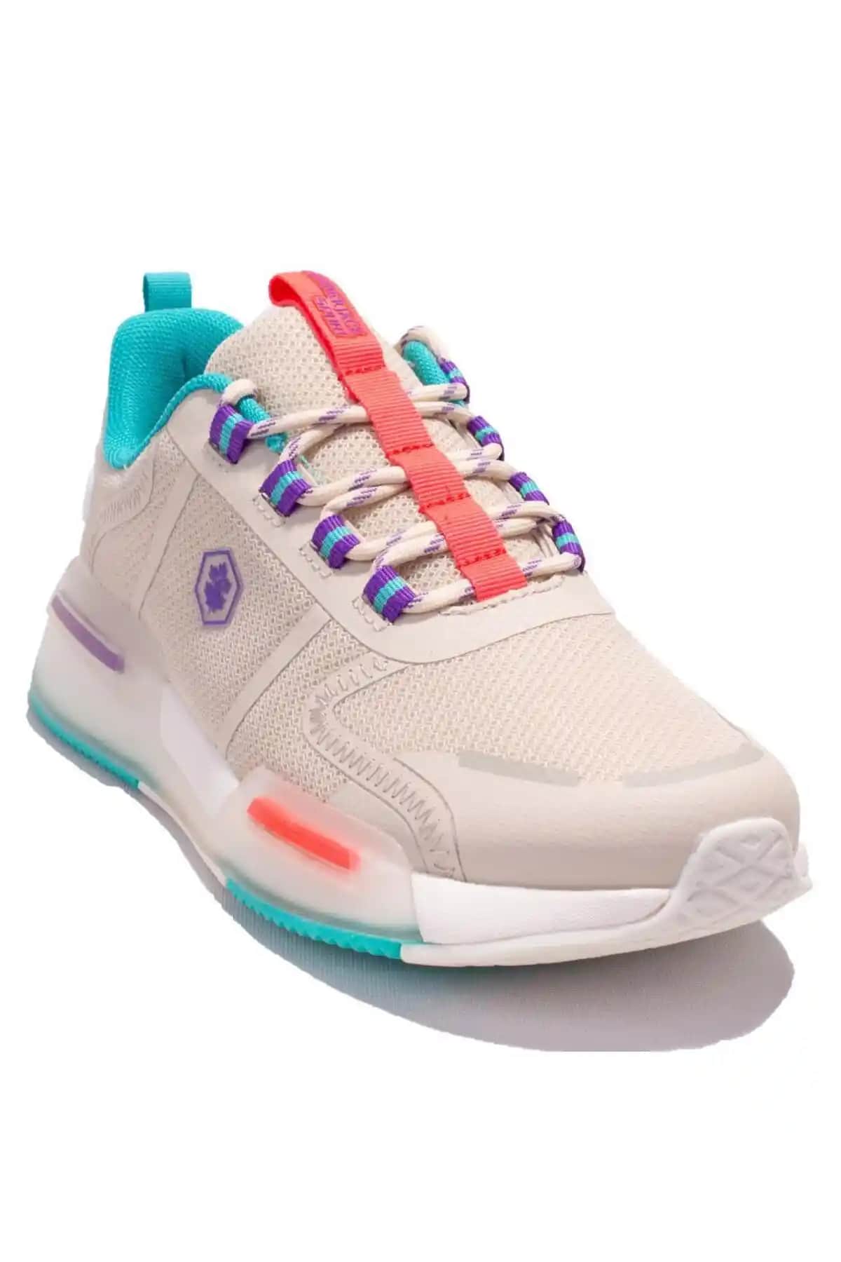 Renkli Lumberjack Ayakkabılarla Modada Şıklık ve Rahatlık Bir Arada