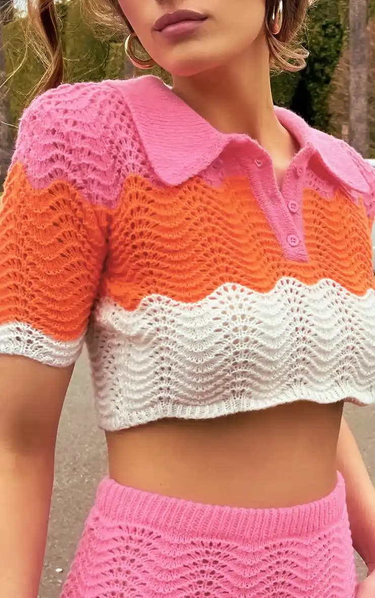 Triko Crop Top Modası: Günlük ve Şık Kombinler İçin Trend Parça Rehberi