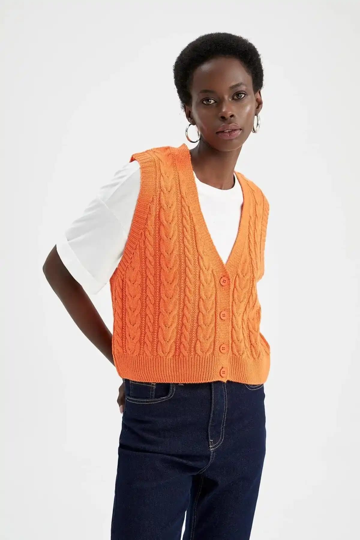 DeFacto Süveterler: Günlük Kullanıma Uygun, Fonksiyonel ve Uygun Fiyatlı Seçenekler