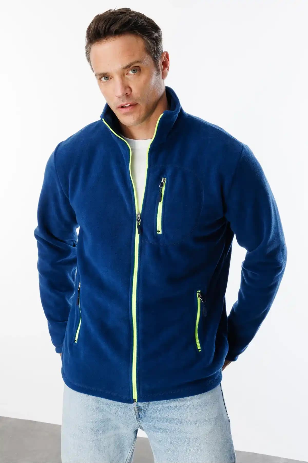 Genius Store Erkek Polar: Soğuk Havalarda Isı Yalıtımı ve Sırt Sağlığına Destek