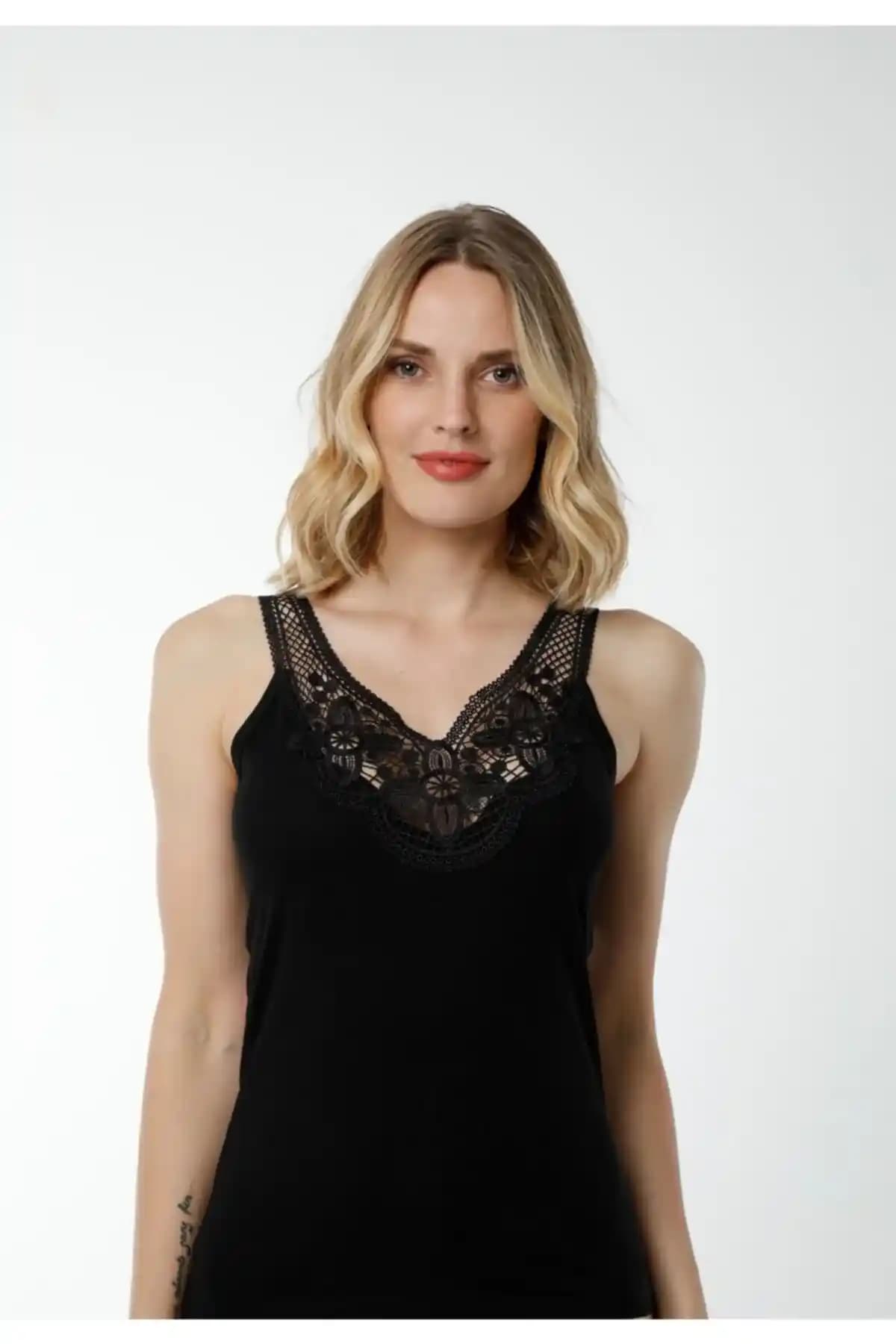 Kadın Pamuk Siyah Atletlerde Güpür Detayının Moda ve Kullanım Açısından Değerlendirilmesi