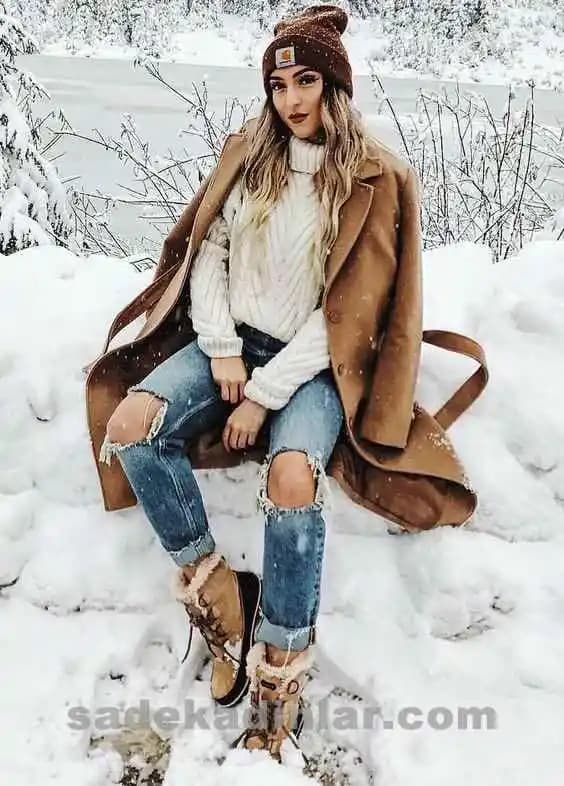 Kış Aylarında Yırtık Pantolon Kombinleri: Şıklık ve Fonksiyonellik Rehberi