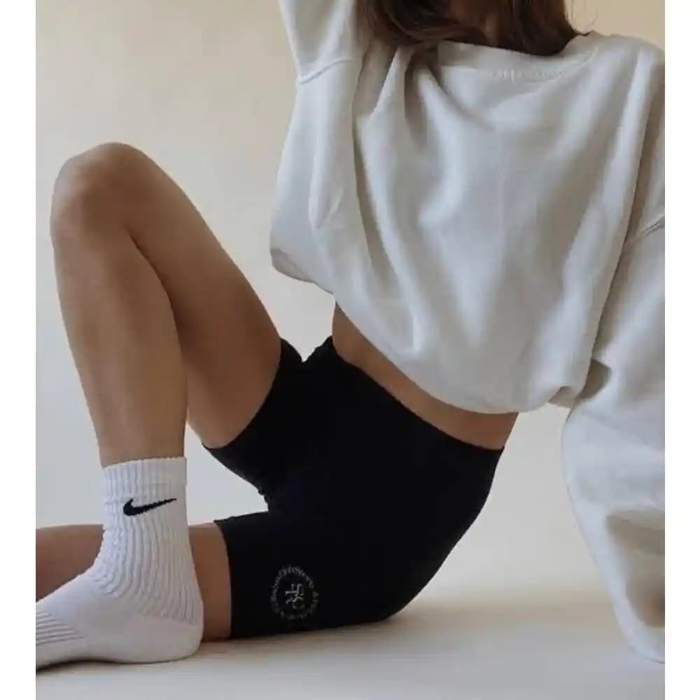 Nike Çorap Kombinleri Üzerine Mevcut Veriler ve Moda Değerlendirmesi