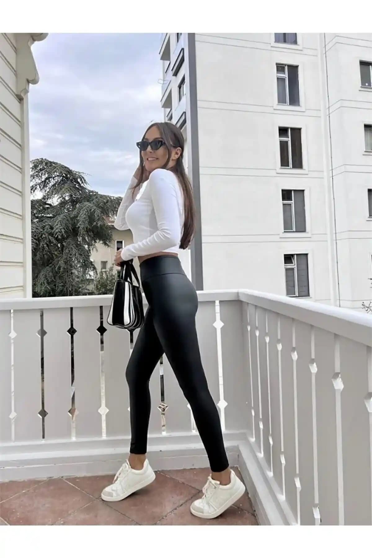 Samyeli Tayt: Moda Dünyasında Yeni ve Az Bilinen Bir Terim Üzerine İnceleme