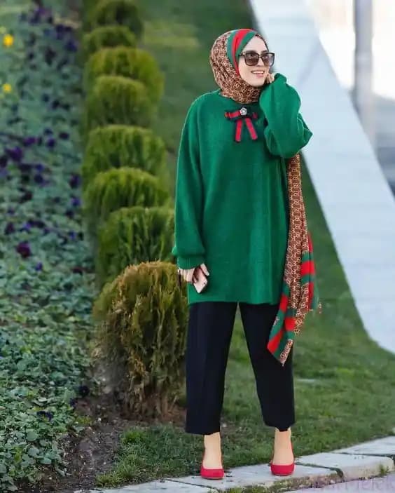 Yeşil Kazak Kombinleri ve Tesettür Modasında Şıklık ve Rahatlık Dengesi