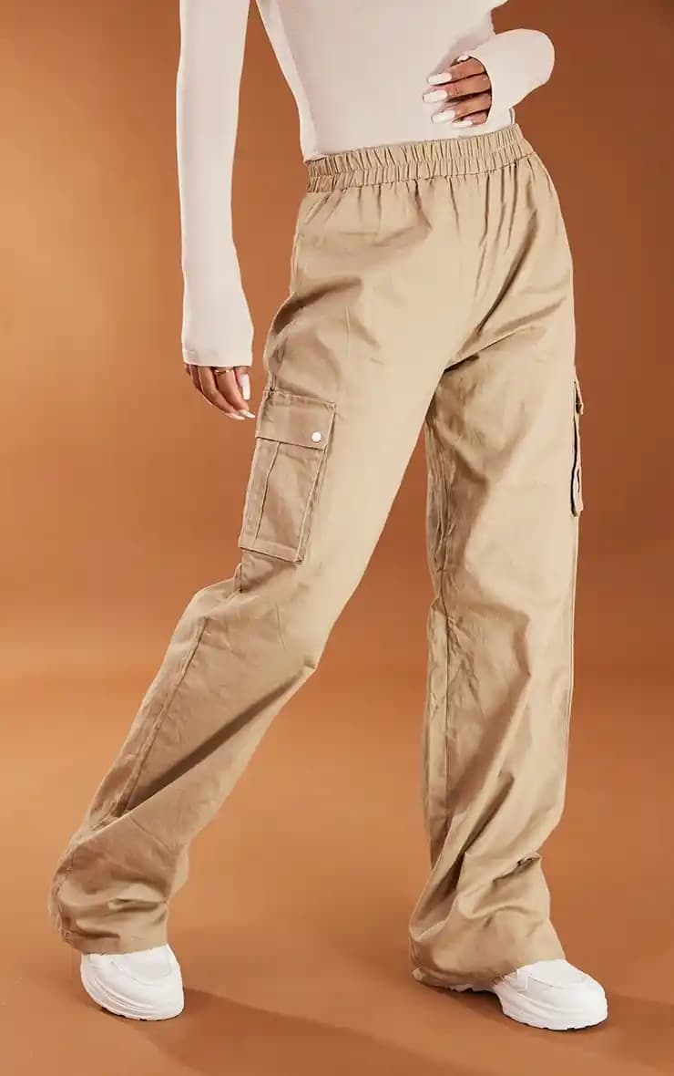 Bej Pantolon Seçimi ve Kombinasyon İpuçlarıyla Şıklığınızı Yükseltin