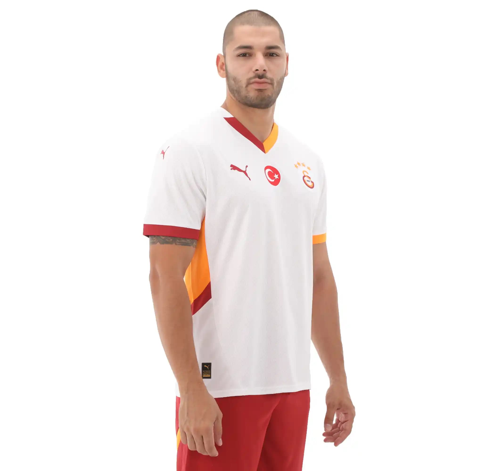Galatasaray ve PUMA İşbirliğiyle Modern ve Şık Spor Giyim Koleksiyonu