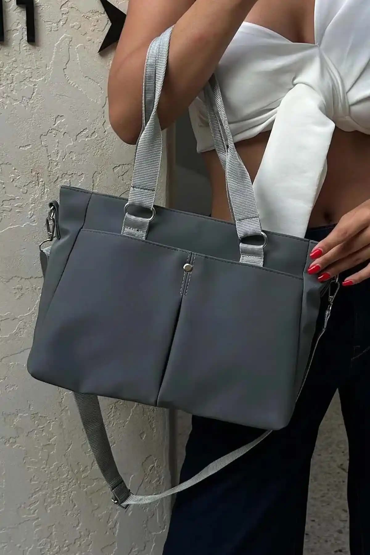 Kadınlar İçin Güncel ve Şık Üniversite Çantası Seçenekleri 2023