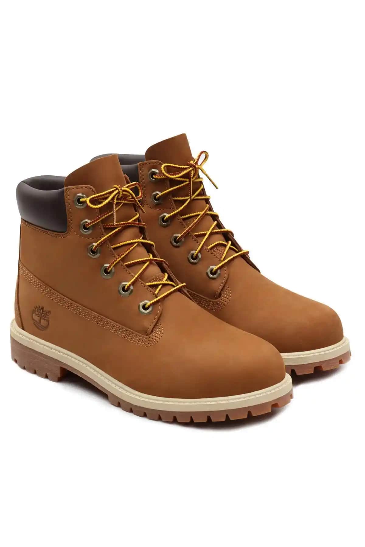 Kadınlar İçin Timberland Koleksiyonu: Şıklık ve Dayanıklılığı Bir Arada Sunan Modeller