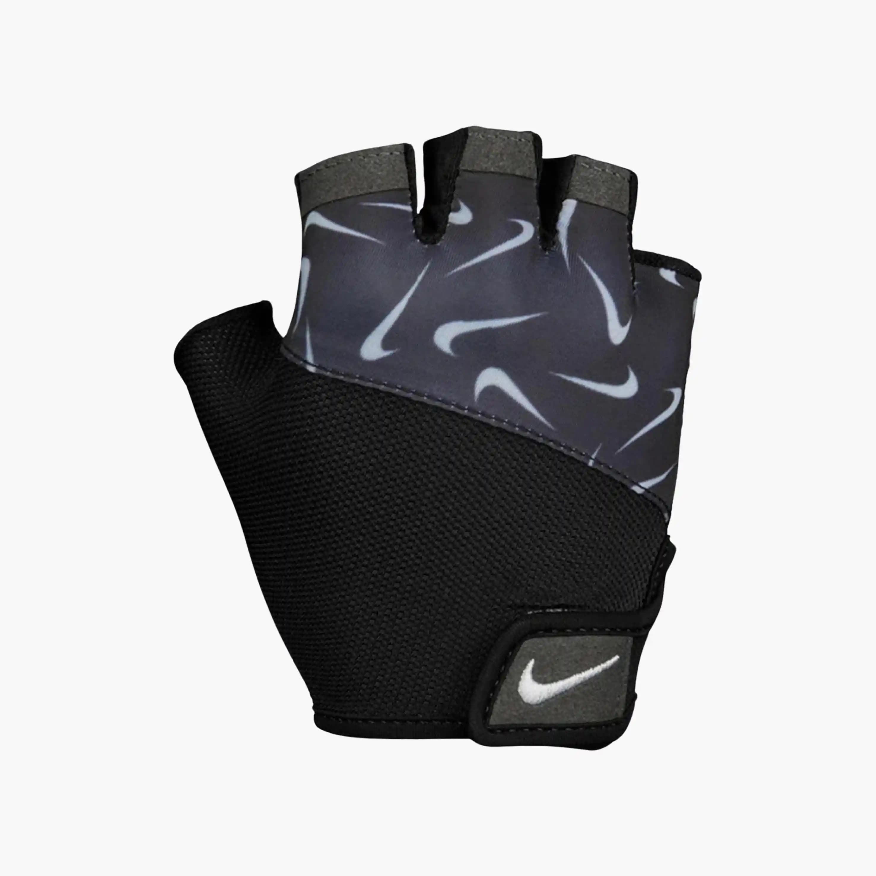 Nike Sporcu Eldivenleri: Güvenli ve Konforlu Spor Deneyimi İçin En İyi Seçenekler