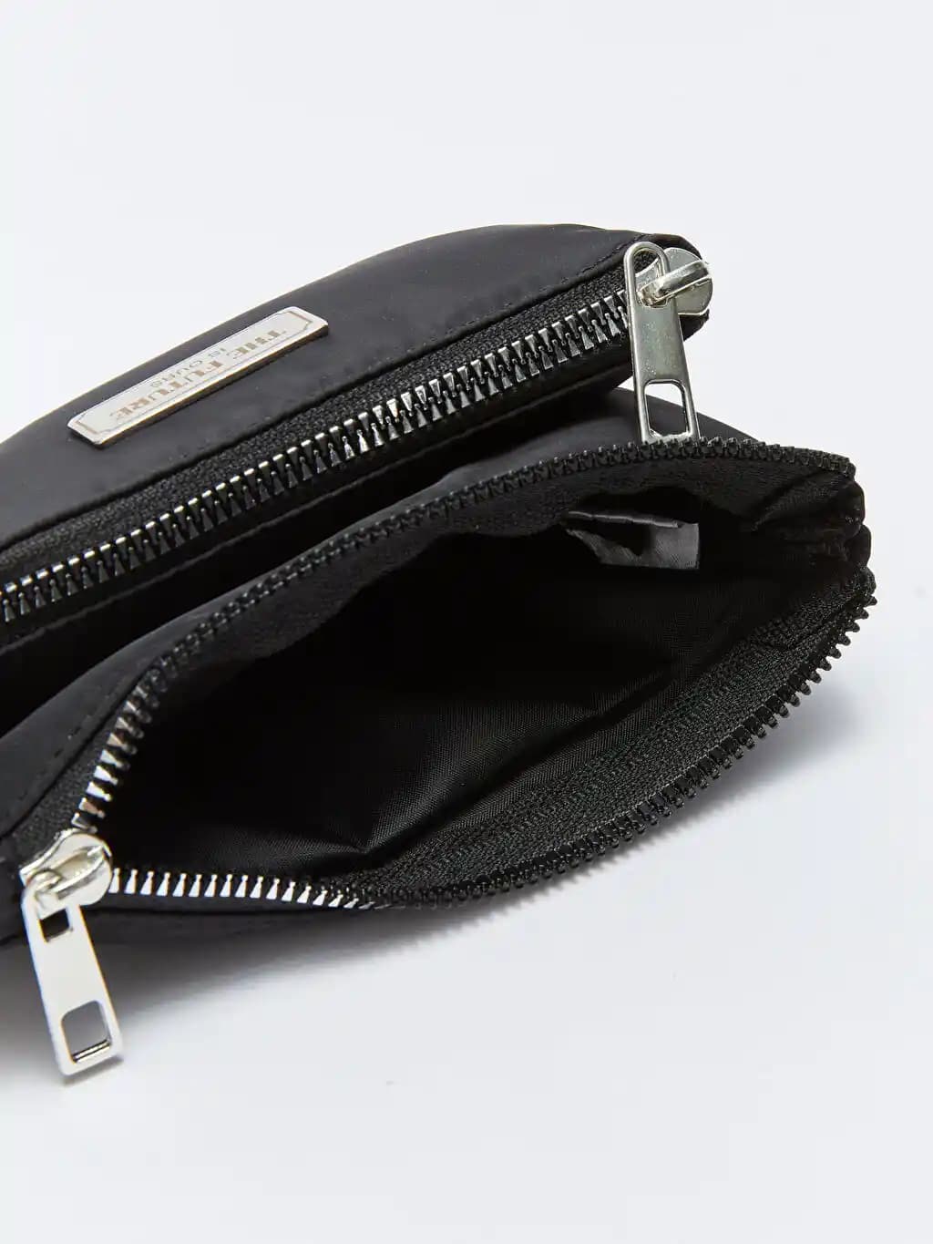 Paraşüt Kumaş Cüzdanlar: Dayanıklılık ve Şıklığın Modern Buluşması