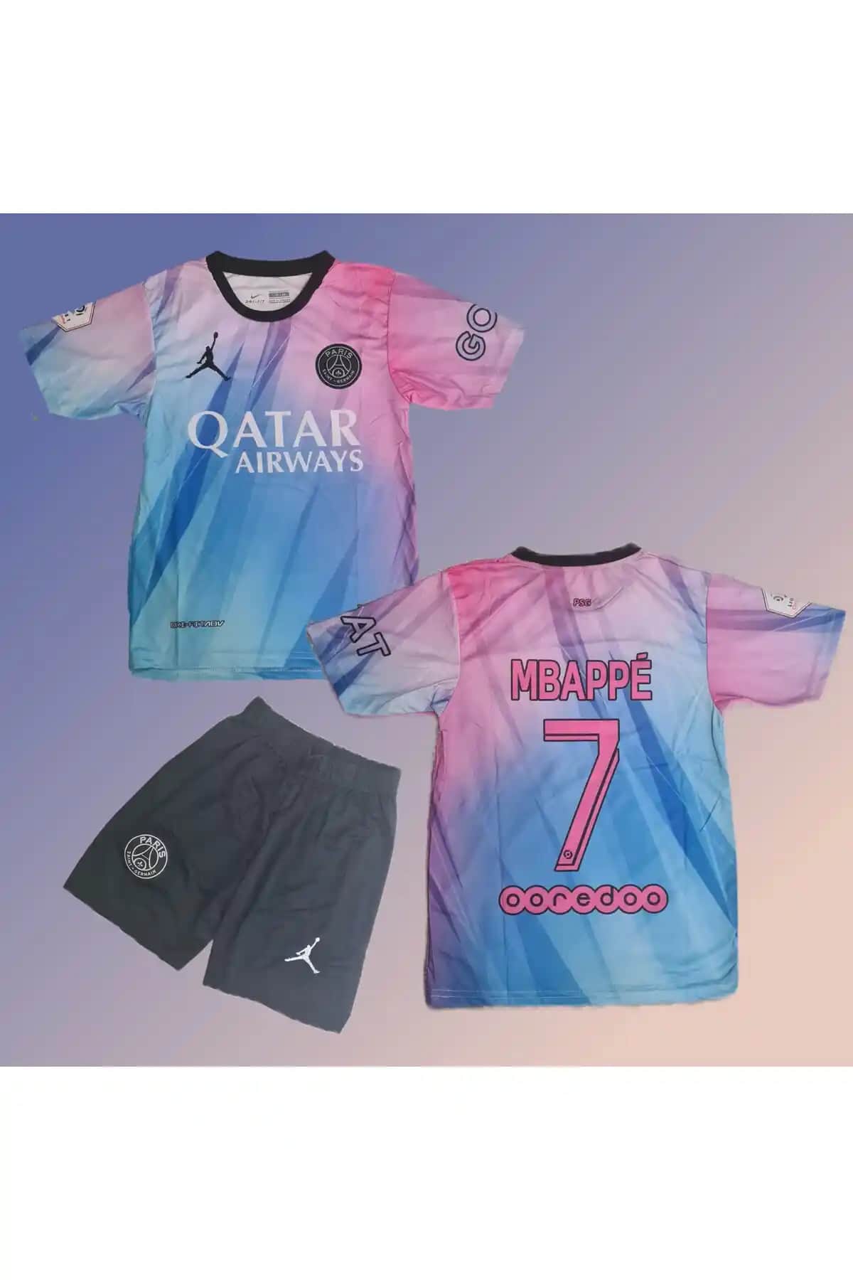 Paris'te Pembe Forma Trendleri: Moda ve Şıklığın Zarif Buluşması