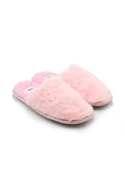 Pembe Ev Terliği Modelleri ve Seçerken Dikkat Edilmesi Gerekenler