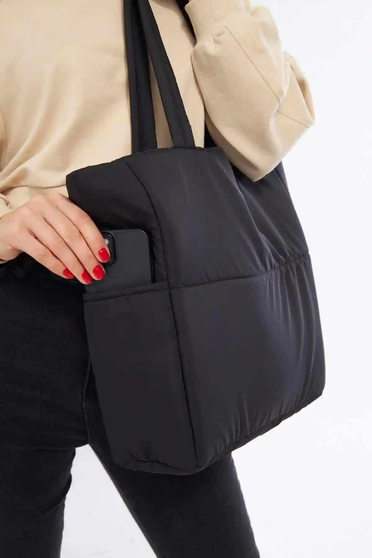 Puf Kumaş Çanta Nedir Modaya Uygun Farklı Tasarımlar ve Kullanım Alanları