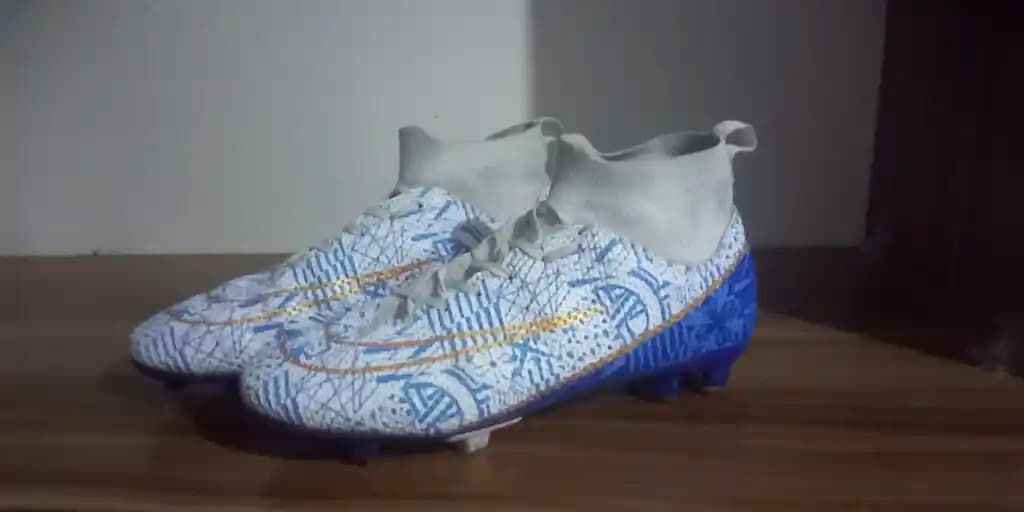 Replika Kramponlar: Uygun Fiyatlı Spor Ayakkabıları ve Moda Trendleri Analizi