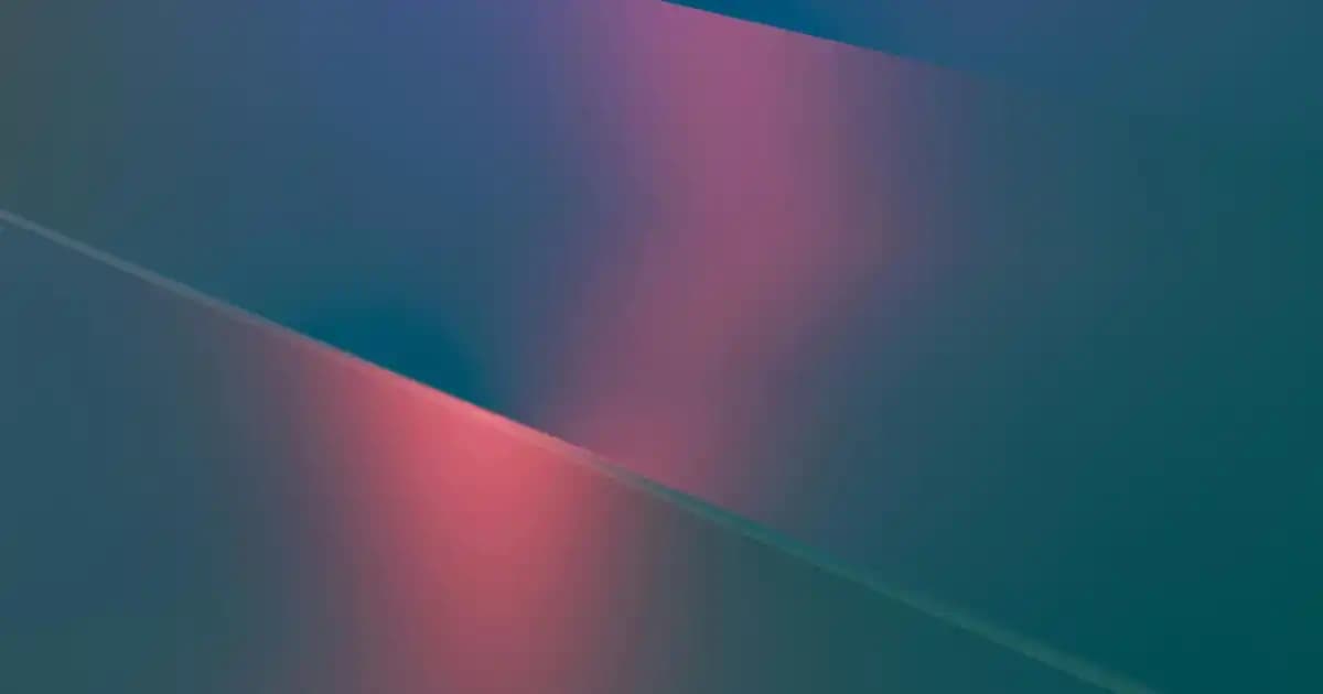 Safir Kristal Saat Camları: Dayanıklılık ve Estetiğin En İyi Buluşması