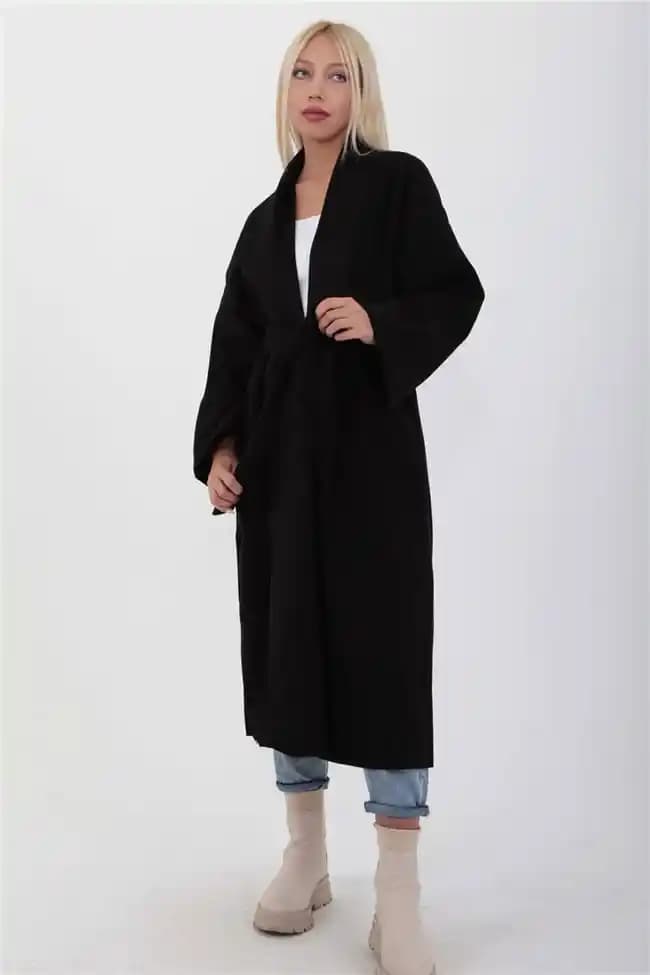 Şal Yaka Kaşe Kabanlar: Kışın Şıklığını ve İşlevselliği Bir Arada Sunan Modeller