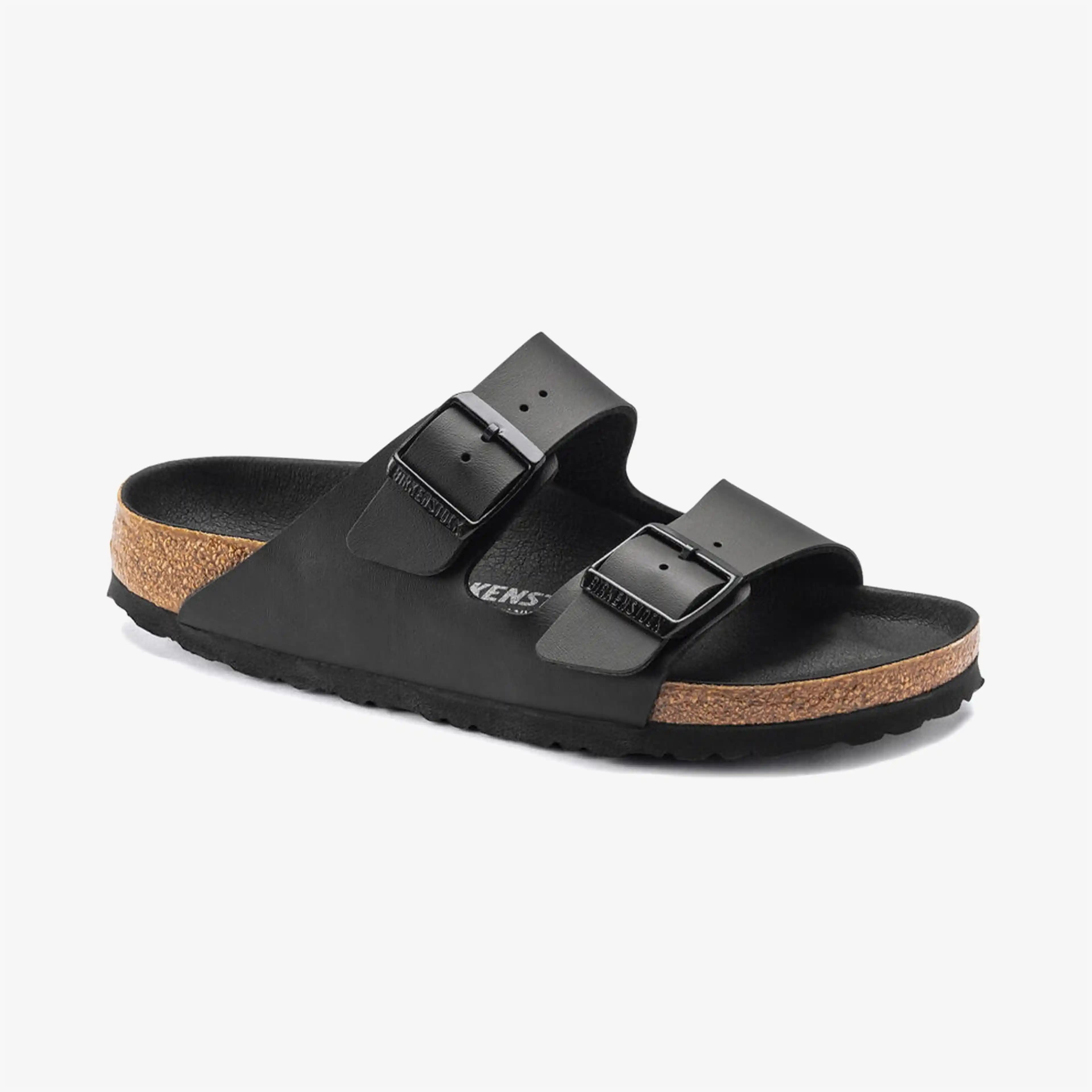 Siyah Birkenstock Ayakkabısı: Şıklık ve Konforun Mükemmel Buluşması