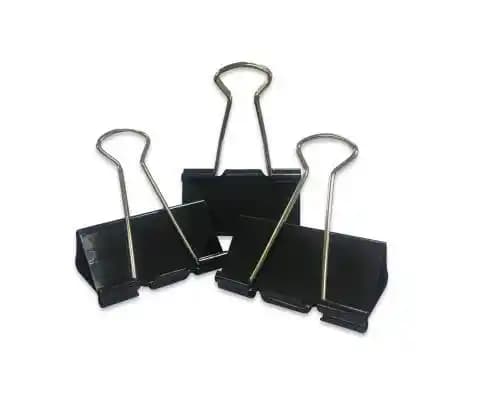 Siyah Klipsler: Stil ve İşlevselliği Bir Arada Sunan Zarif Aksesuarlar