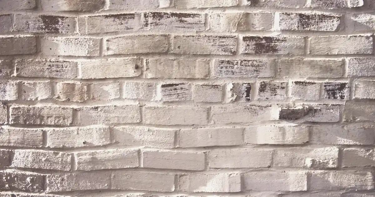 Siyah Saten Şal: Zarafet ve Şıklığın En Güzel Sembolü