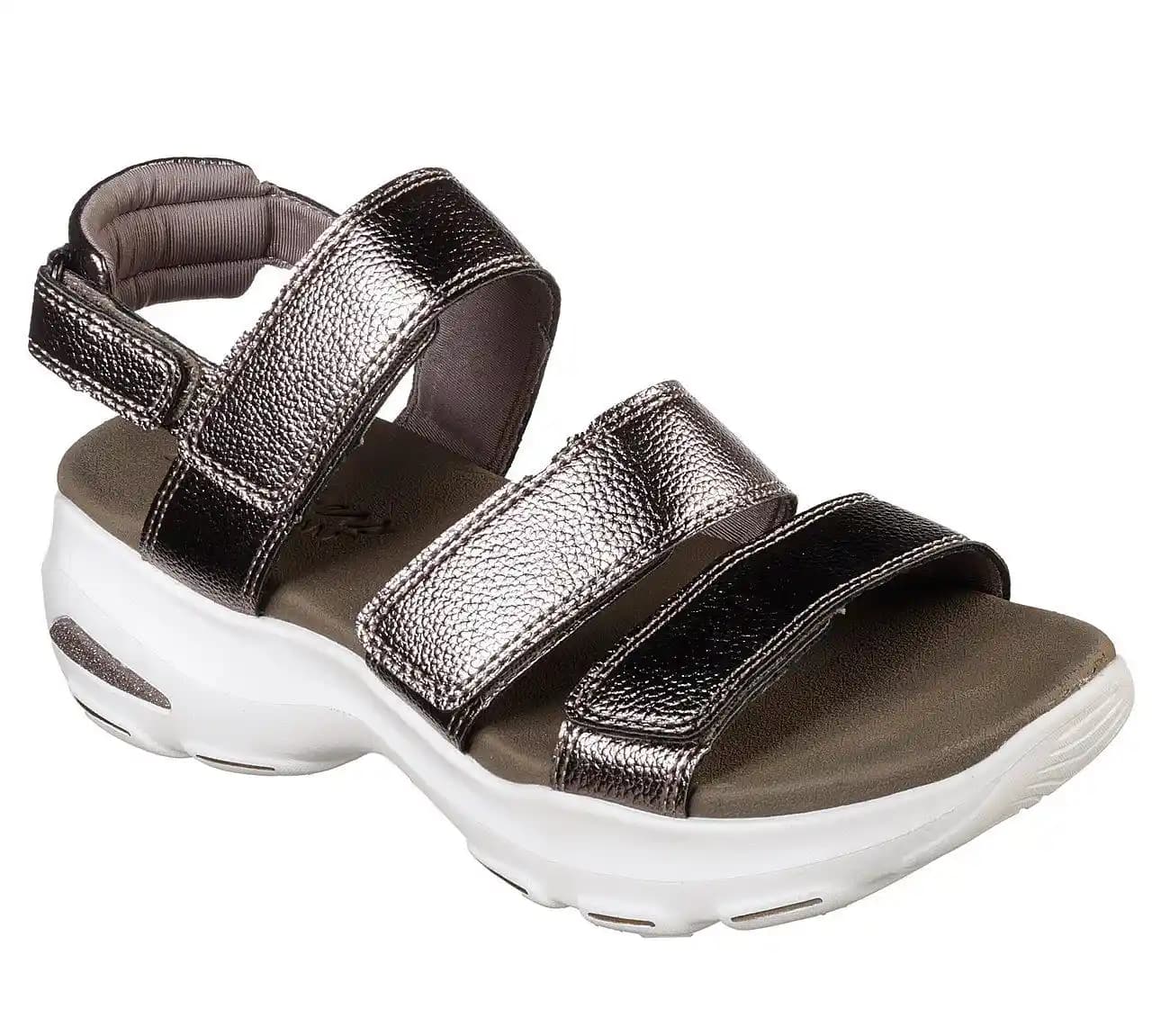 Skechers Bayan Sandaletleri: Rahatlık ve Şıklığın Modern Buluşması