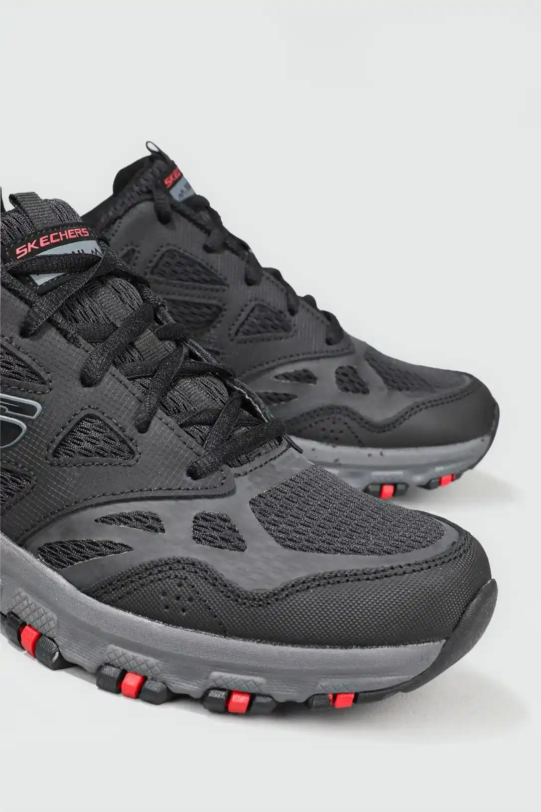 Skechers Erkek Ortopedik Ayakkabıları: Sağlıklı ve Şık Günlük Kullanım İçin Uygun Seçenekler