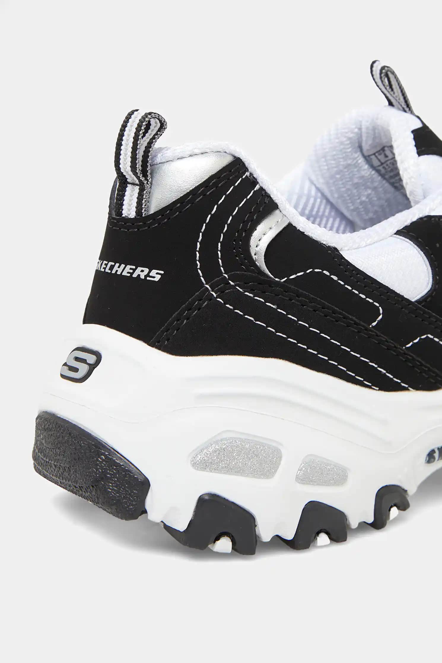 Skechers Kadın D'Lites Biggest Fan Sneakers: Konfor ve Şıklığın Mükemmel Buluşması