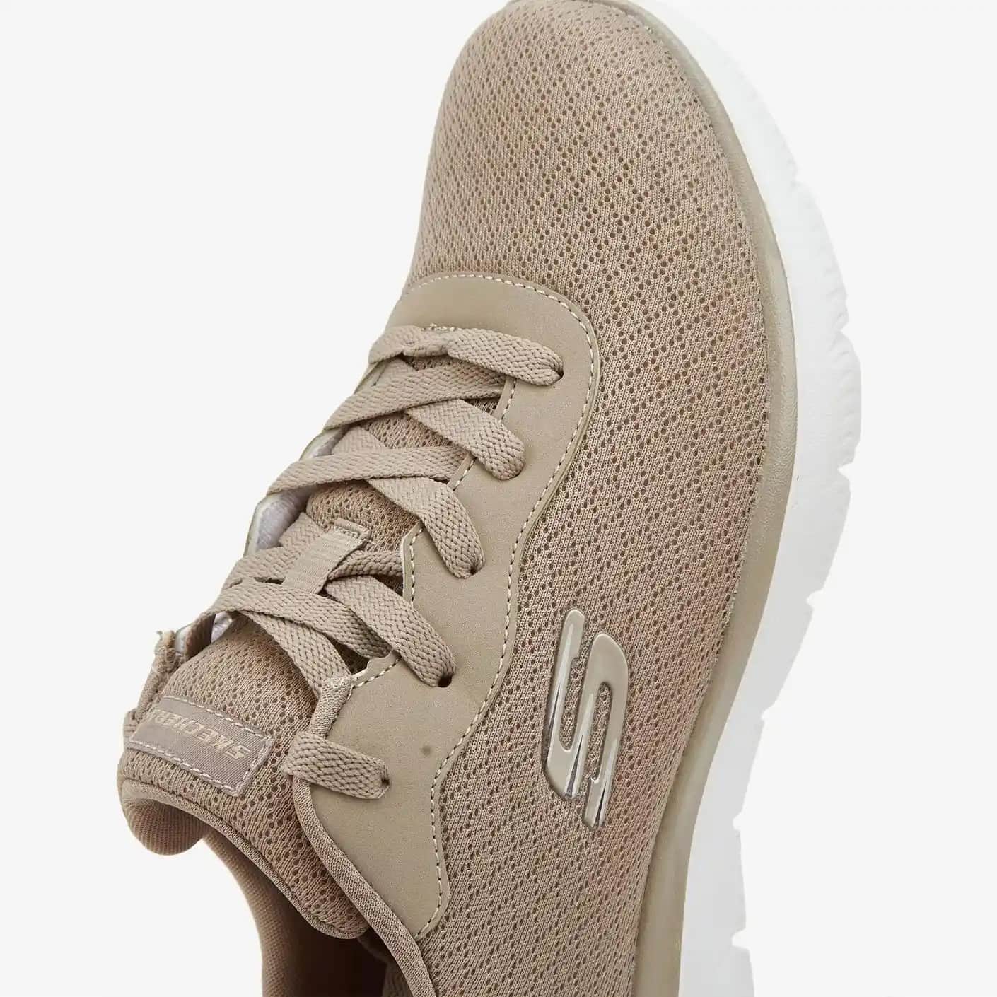 Skechers Kadın Günlük Ayakkabıları: Konfor ve Şıklığı Bir Arada Sunan Modeller