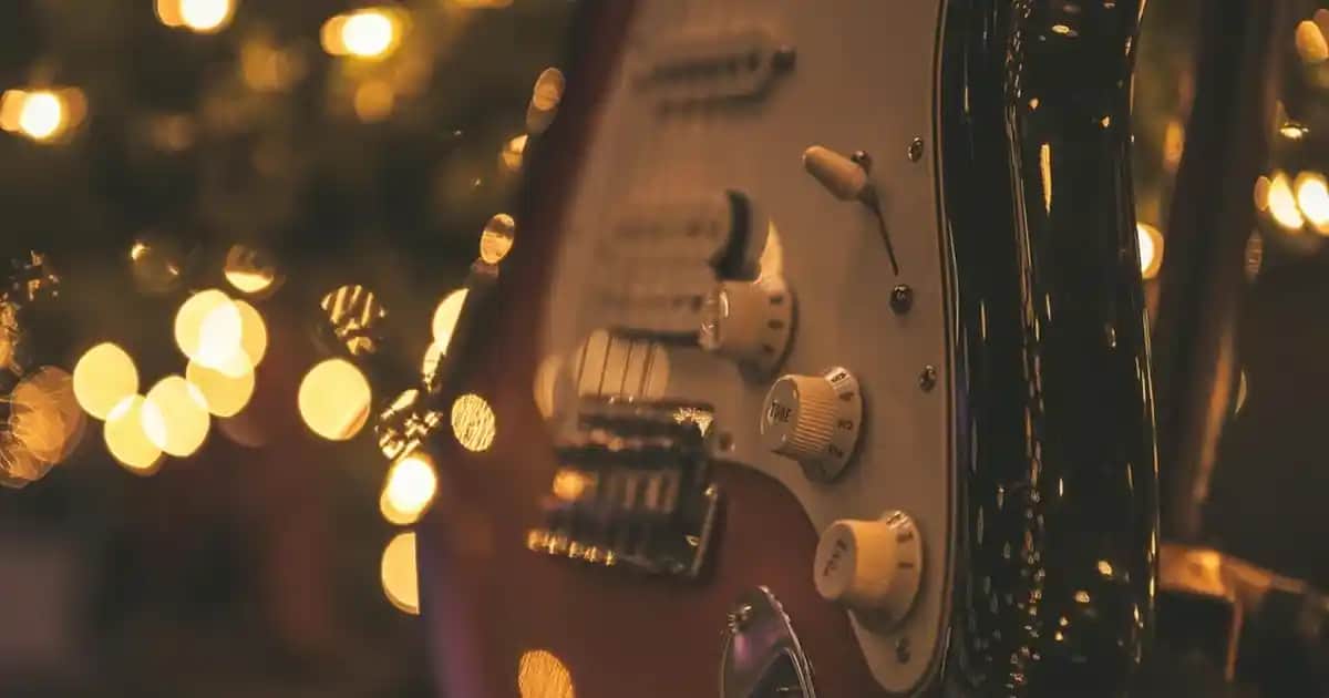 Skechers Sarı Ayakkabılar: Renkli ve Konforlu Günlük ve Spor Ayakkabı Seçenekleri