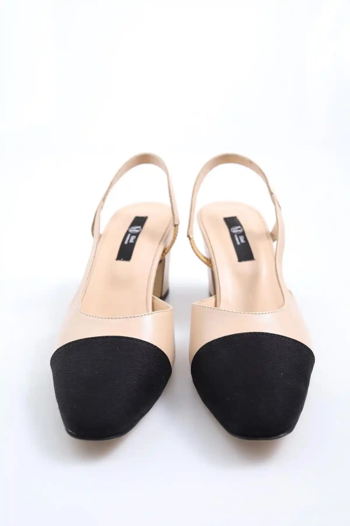 Slingback Ayakkabılar: Zarafet ve Konfor Sunan Modern ve Şık Tasarımlar