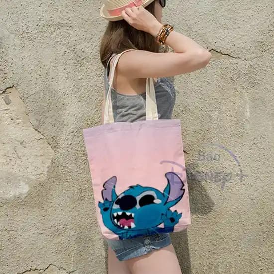 Stitch Çanta Nedir, Özellikleri ve Trendleriyle El İşçiliğinin Zarif Detayları
