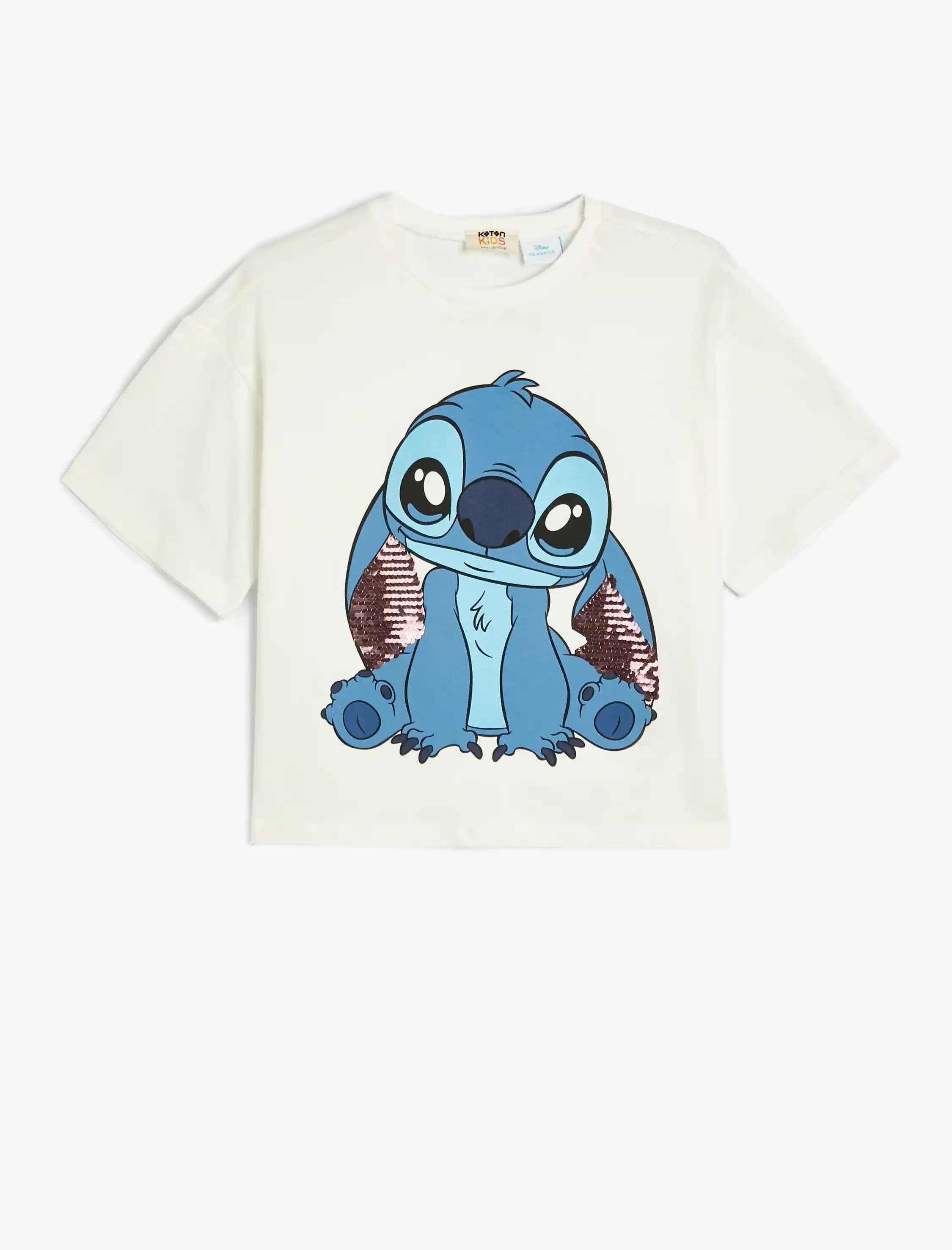 Stitch Tişörtler: El İşçiliği ve Moda Trendlerinin Modern Buluşması