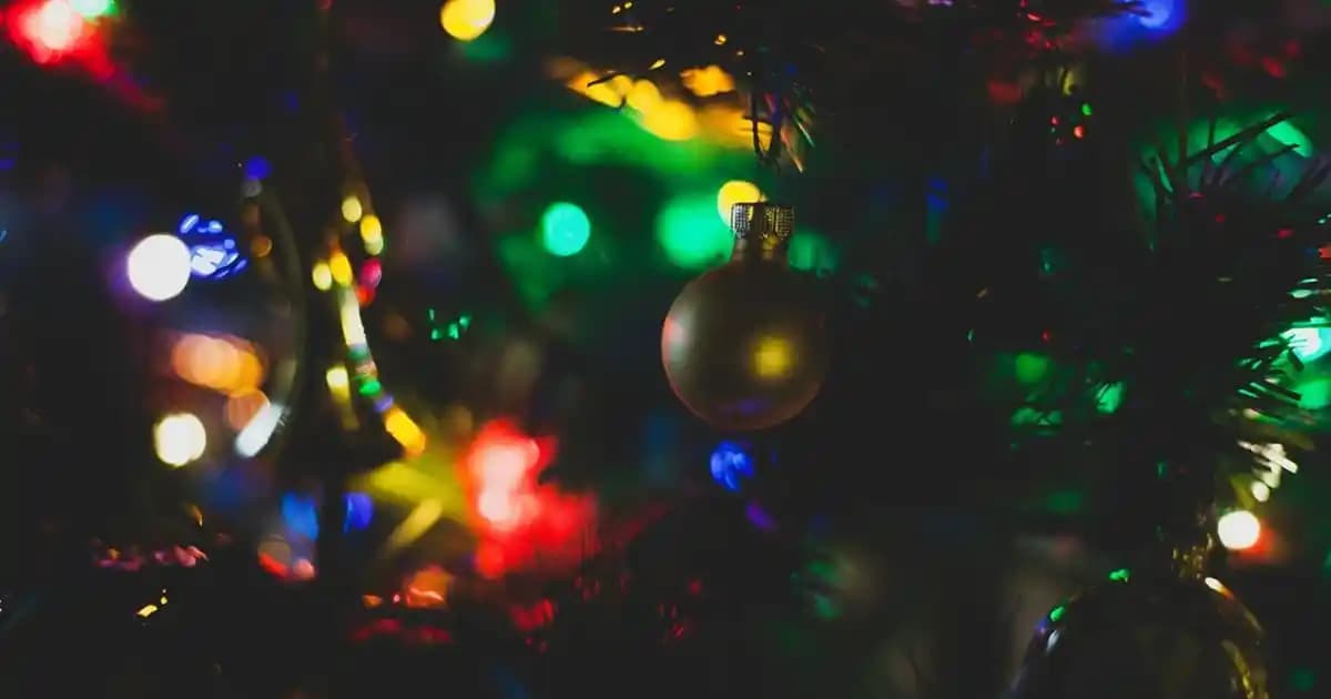 Su Geçirmeyen Ayakkabılar: Konfor ve Stil Sunan Modern Tasarımlar ve Teknolojiler