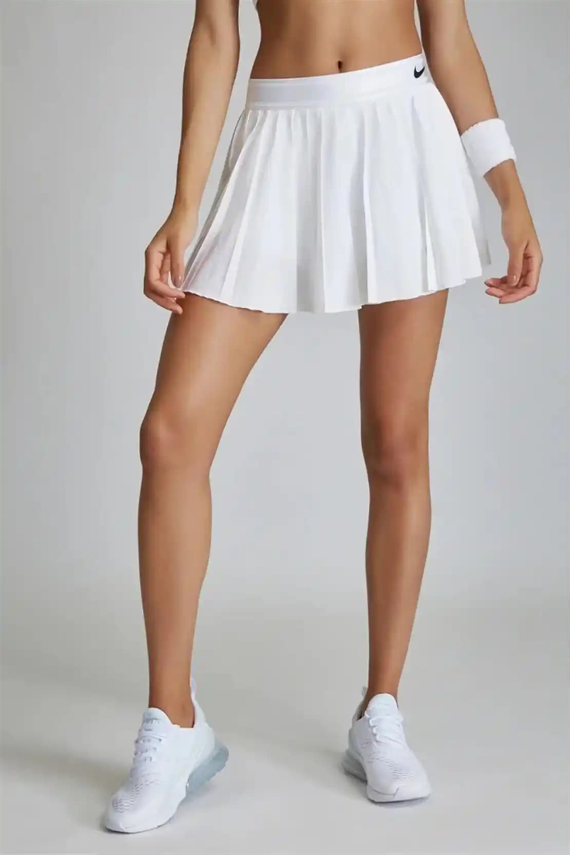 Tenis Eteği Seçimi ve Kombinasyonu: Spor Şıklığında Modern Yaklaşımlar