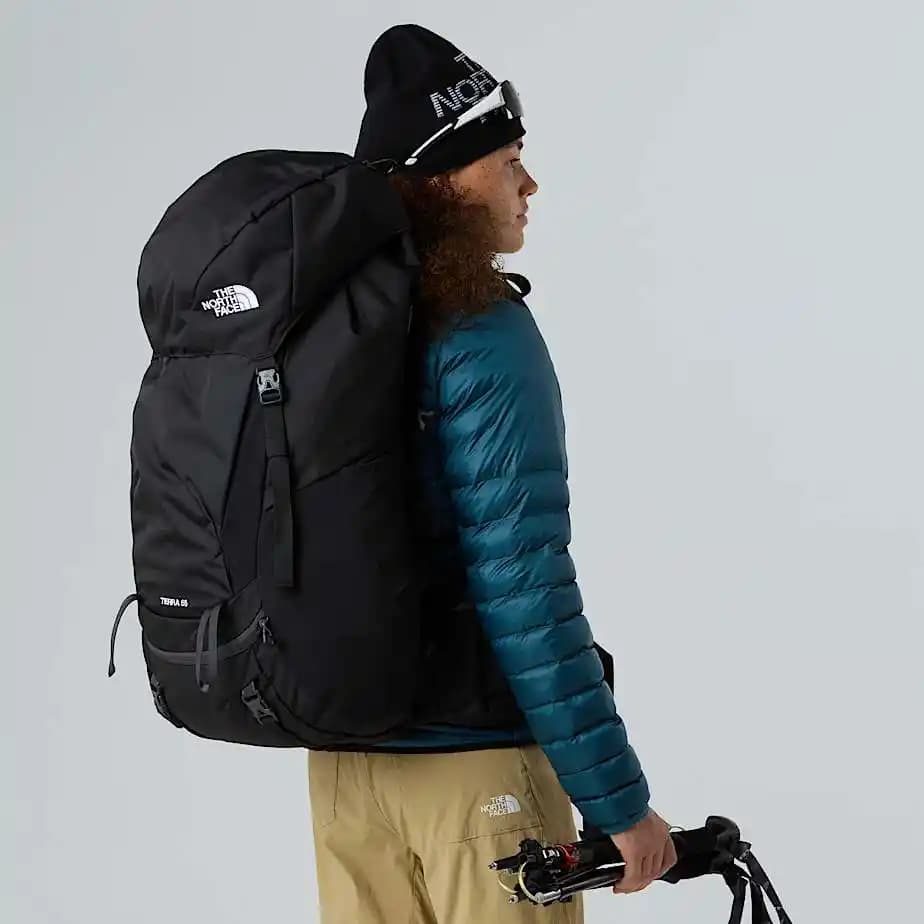 The North Face Terrex: Dayanıklı ve Hafif Outdoor Giyim ve Aksesuar Koleksiyonu