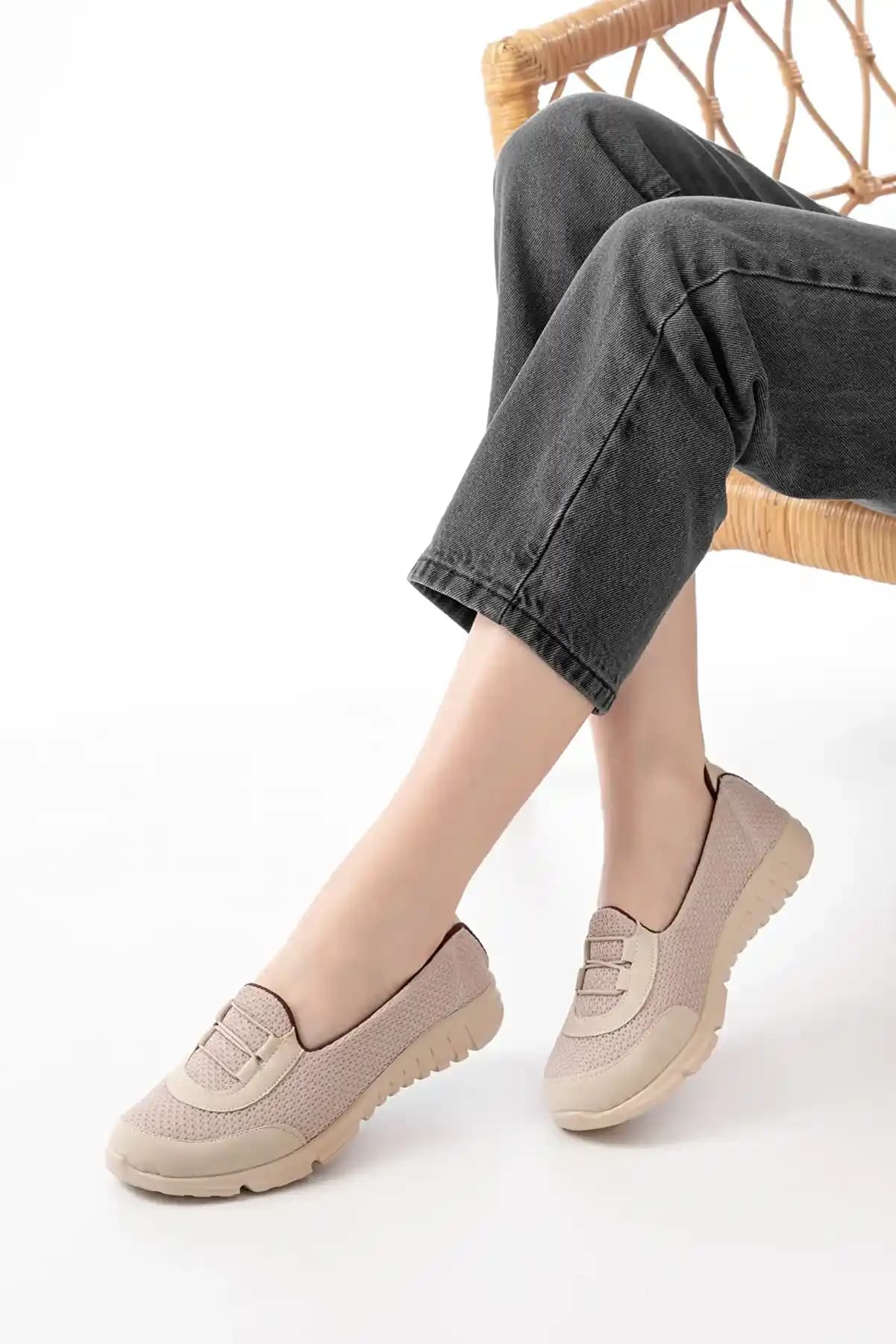 Türk Ayakkabıları: Geleneksel ve Modern Tasarımlarla Kalitenin Buluştuğu Nokta