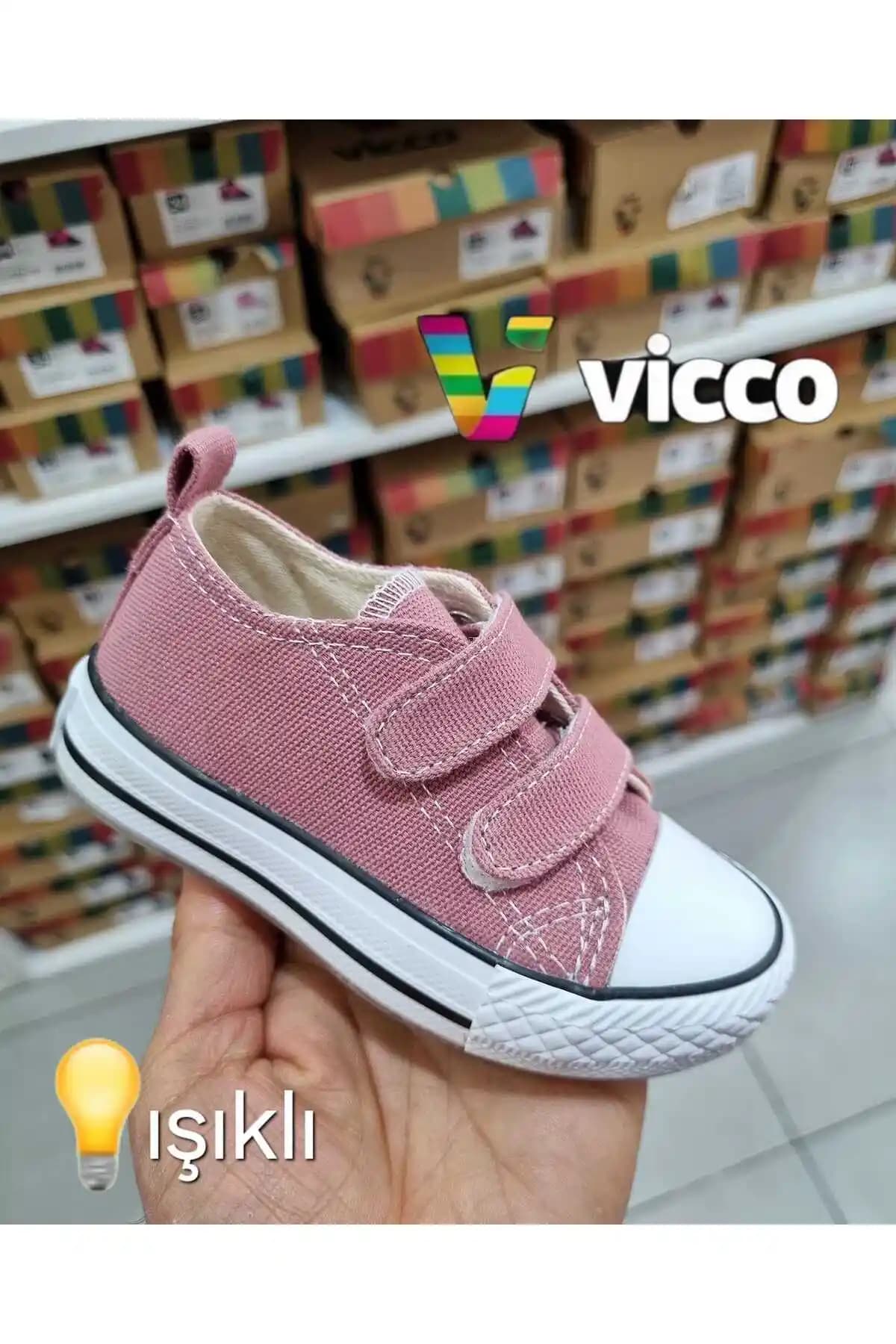 Vicco Bez Ayakkabı: Güncel Trendlerde Konfor ve Şıklığı Bir Arada Sunan Seçenekler